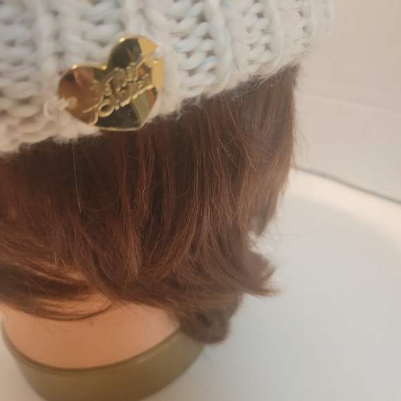 BESTEY JOHNSON BEANIE - Picture 3 of 5